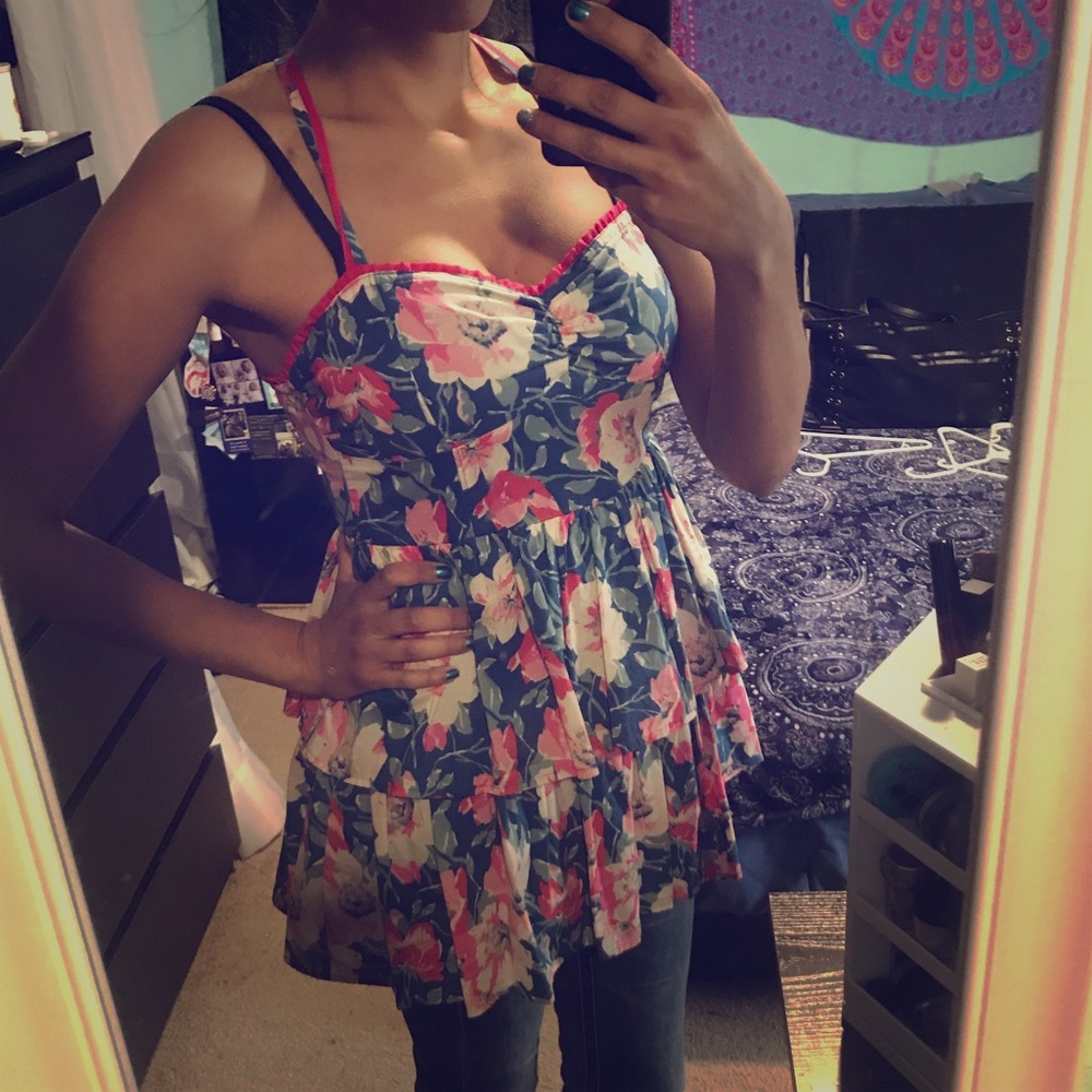 ✨3/$12✨ Abercrombie top